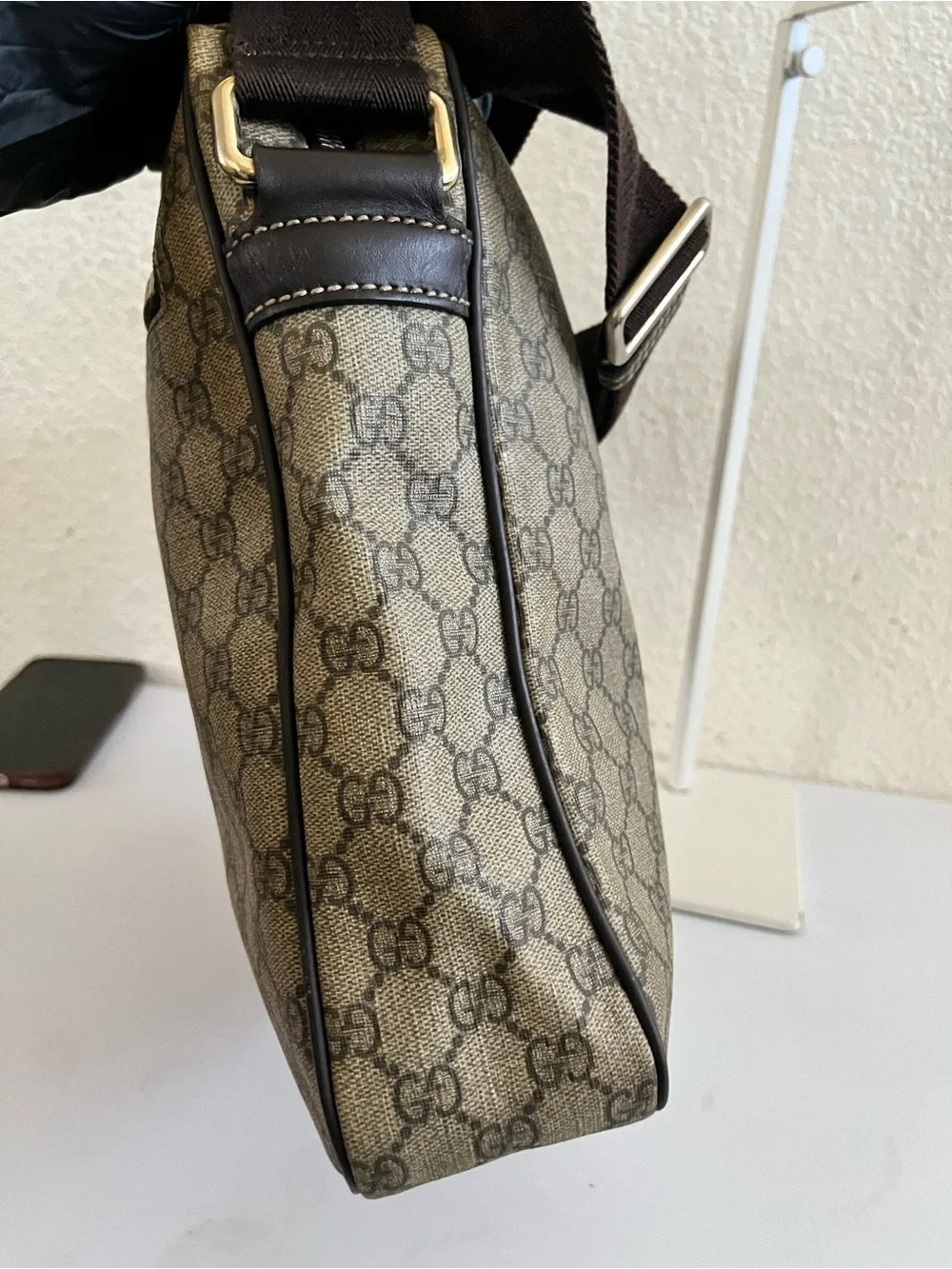 Gucci GG Messenger unisex bag